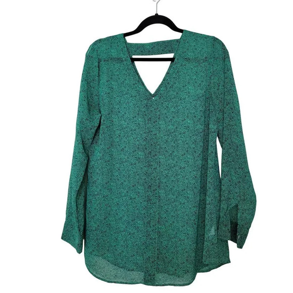 Cabi Women's V-neck Semi-sheer Blouse Top Size M Green Long Sleeve Career #5208 - Picture 1 of 8